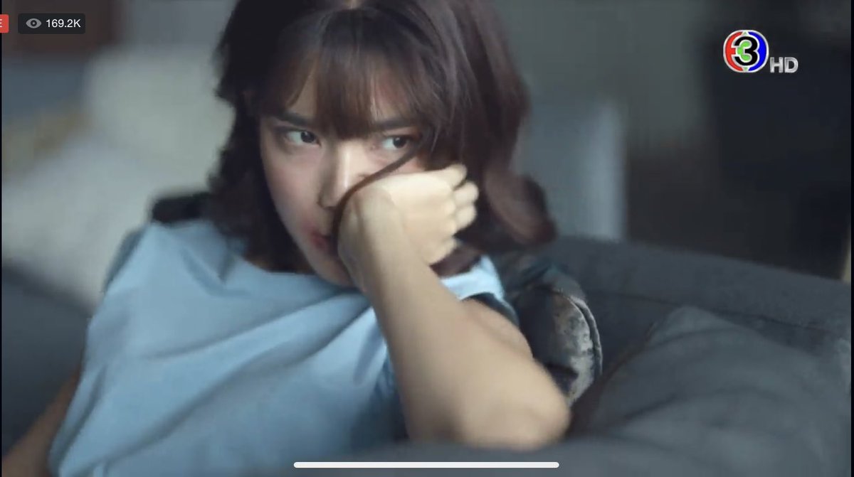 LikeThat6SUN's tweet photo. ชัลว่าโมควรมีงาน MV นะ งานสายตาและสีหน้าแบบเริ่ดอะ #คู่เวรep15 https://t.co/DR5uyUbLgc