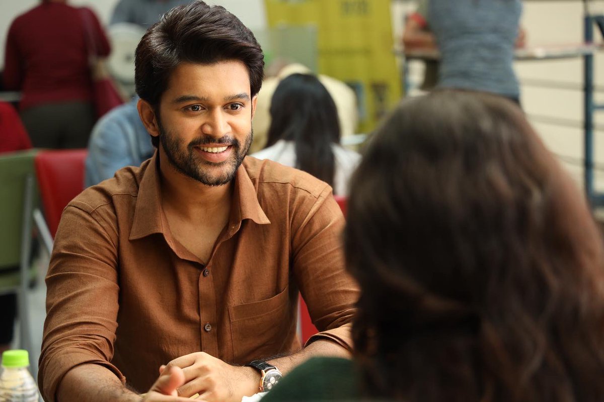 Abijeet's tweet photo. #ModernLoveHyderabad https://t.co/0BVbX5mFbD