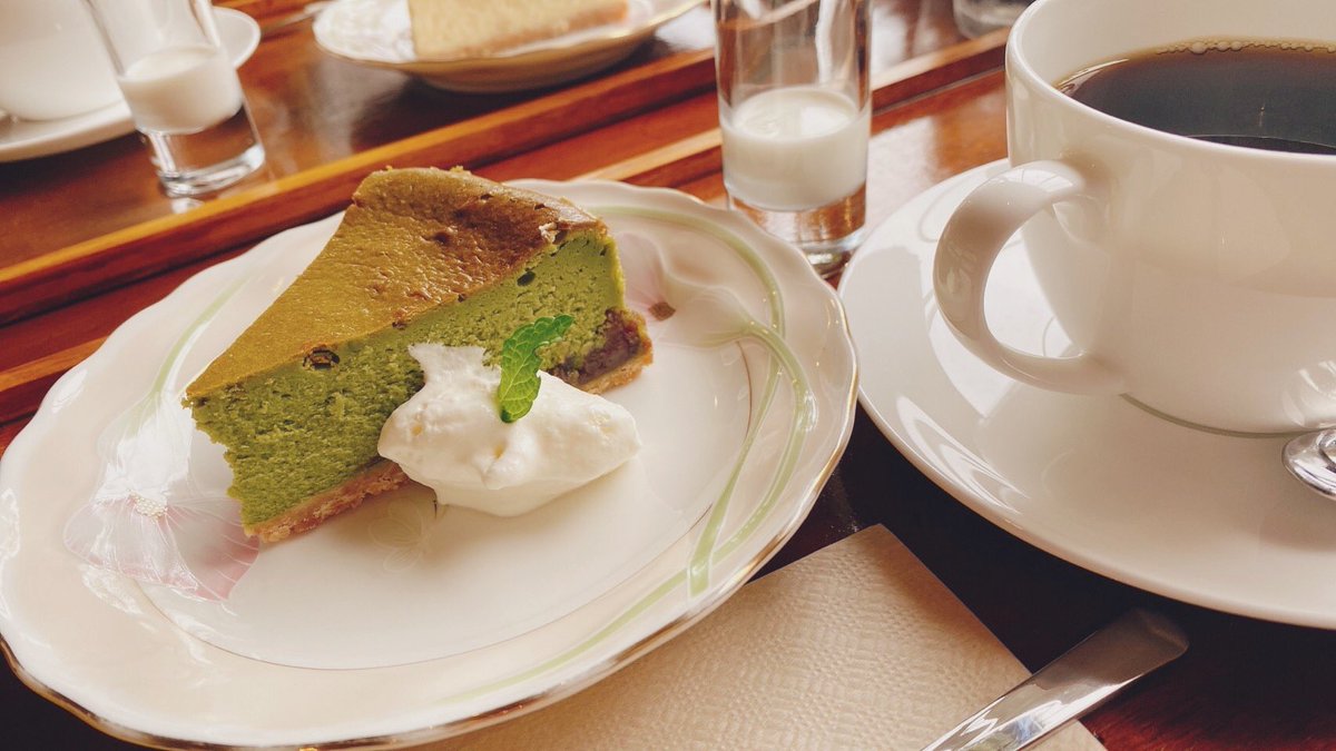 peterpan____666's tweet photo. コーヒーとケーキがすっごい美味しくて
本がいっぱいあって、静かで穏やかで
窓の外は一面の田んぼでカモが歩いてて
お庭はミントがいっぱいあっていい匂いで
とっても素敵なコーヒー屋さん見つけた
幸せな気持ち( ˙˘˙ ) https://t.co/WYY5vuM0pj