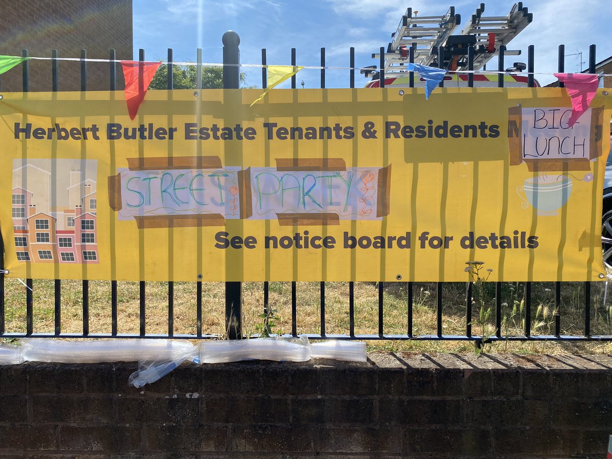 The team were down at the Herbert Butler Estate ‘Big Lunch’ Street Party enjoying sun and the music with the local residents.