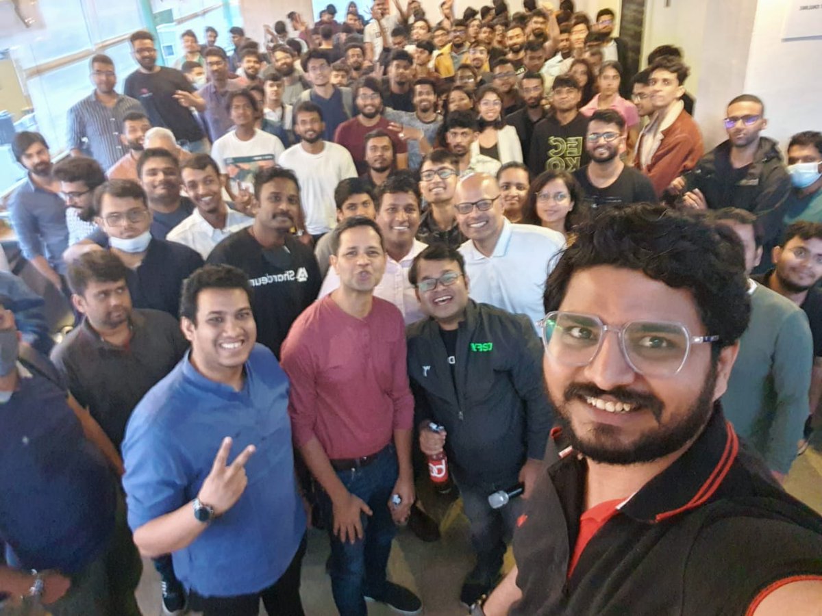 sidagarwal04's tweet photo. Only in Bangalore you can do #EventHoping just like #PubHoping π
Started w/ hosting #gdgcloudblr at @BankWithOpen HQ, followed by attending @TheBuildersC meetup at @bhiveworkspace and ending with #Web3 meetup by @eChaiVentures at @dsh_india
Definitely a @peakbengaluru moment! https://t.co/xl30GRkbK0