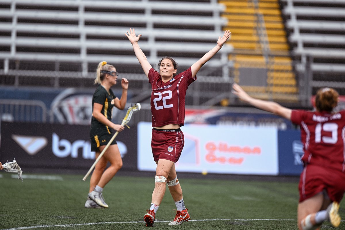 WorldLacrosse's tweet photo. TRIPLE-OVERTIME SUDDEN-VICTORY GOAL FOR OLIVIA HOMPE AND ENGLAND FOR THE BRONZE MEDAL.

Instant Classic. 🔥

#WLWC2022 | @WorldLacrosse https://t.co/FYcN2AvqYR