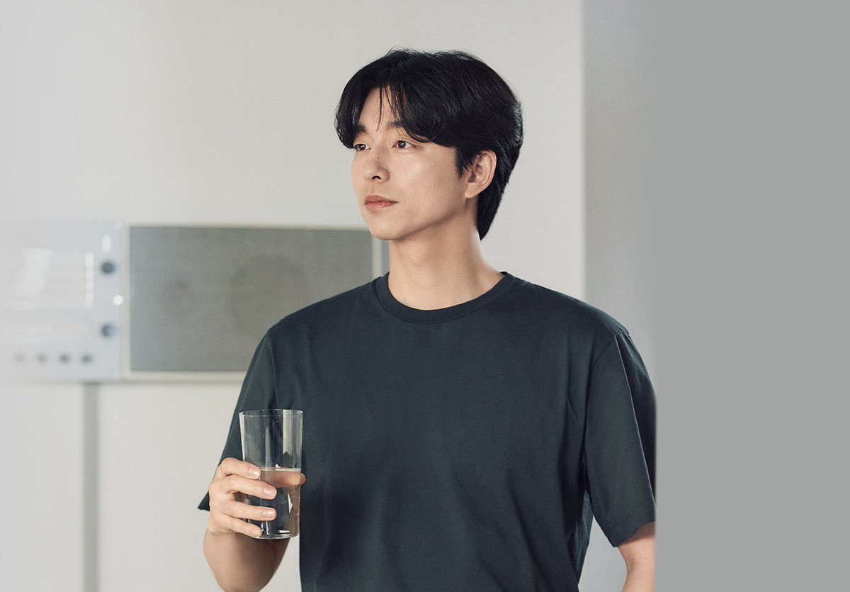 0ULY247's tweet photo. 인간이세요? 천사 아니신지… https://t.co/ZzMNapy5zv