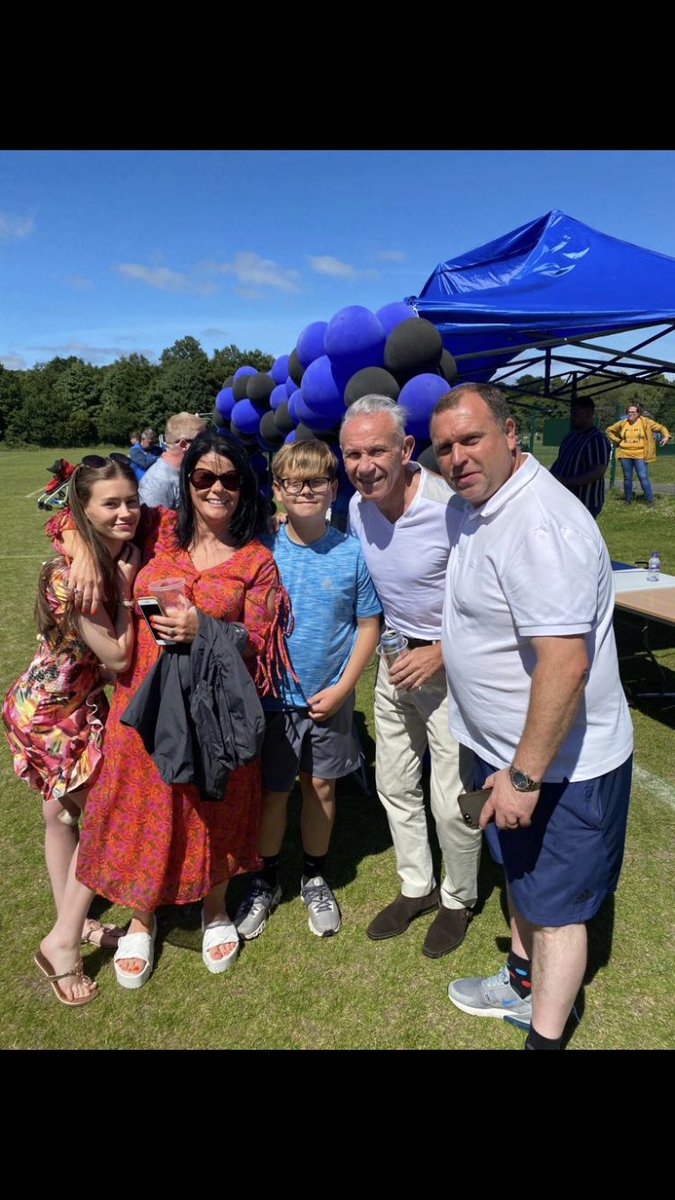 Great day today at <a href="/afc_knowsley/">AFC Knowsley</a> presentation, nice one for the legend <a href="/reid6peter/">Peter Reid 💙</a> for taking his time out to do presentation 🙌💙 UTFT