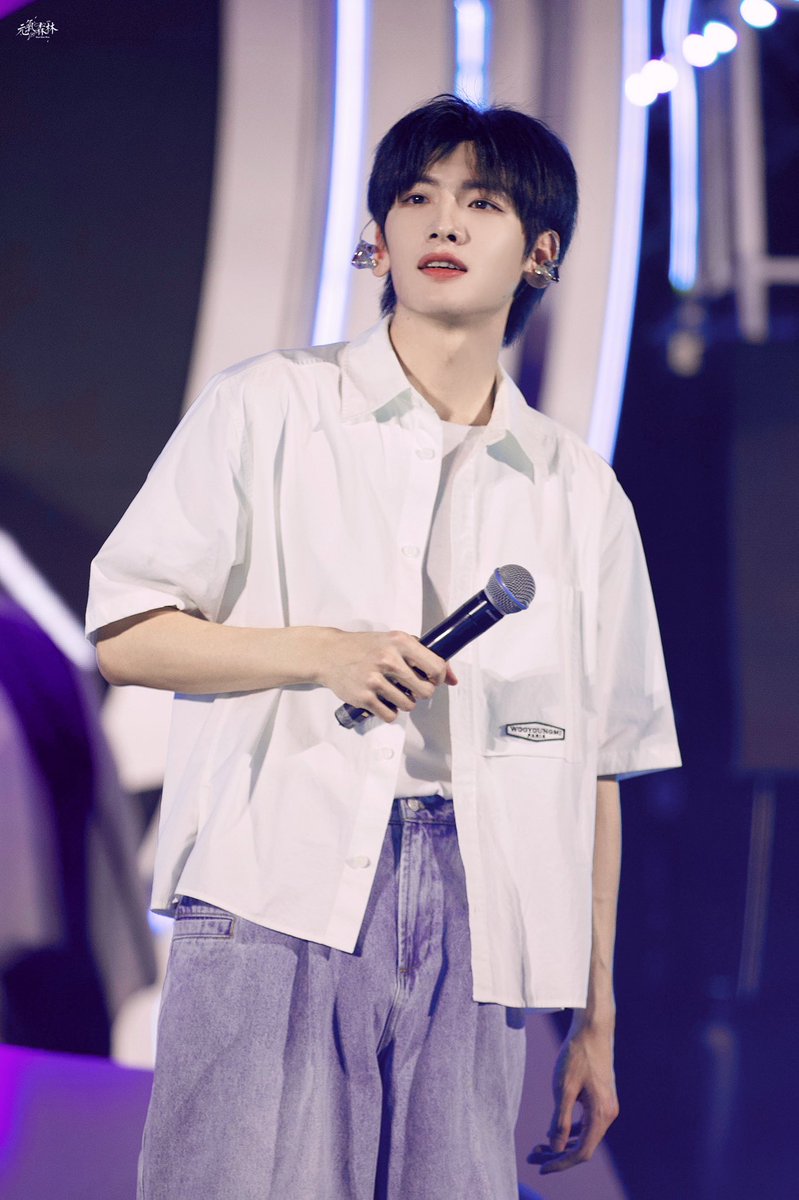 엘브 tweet media