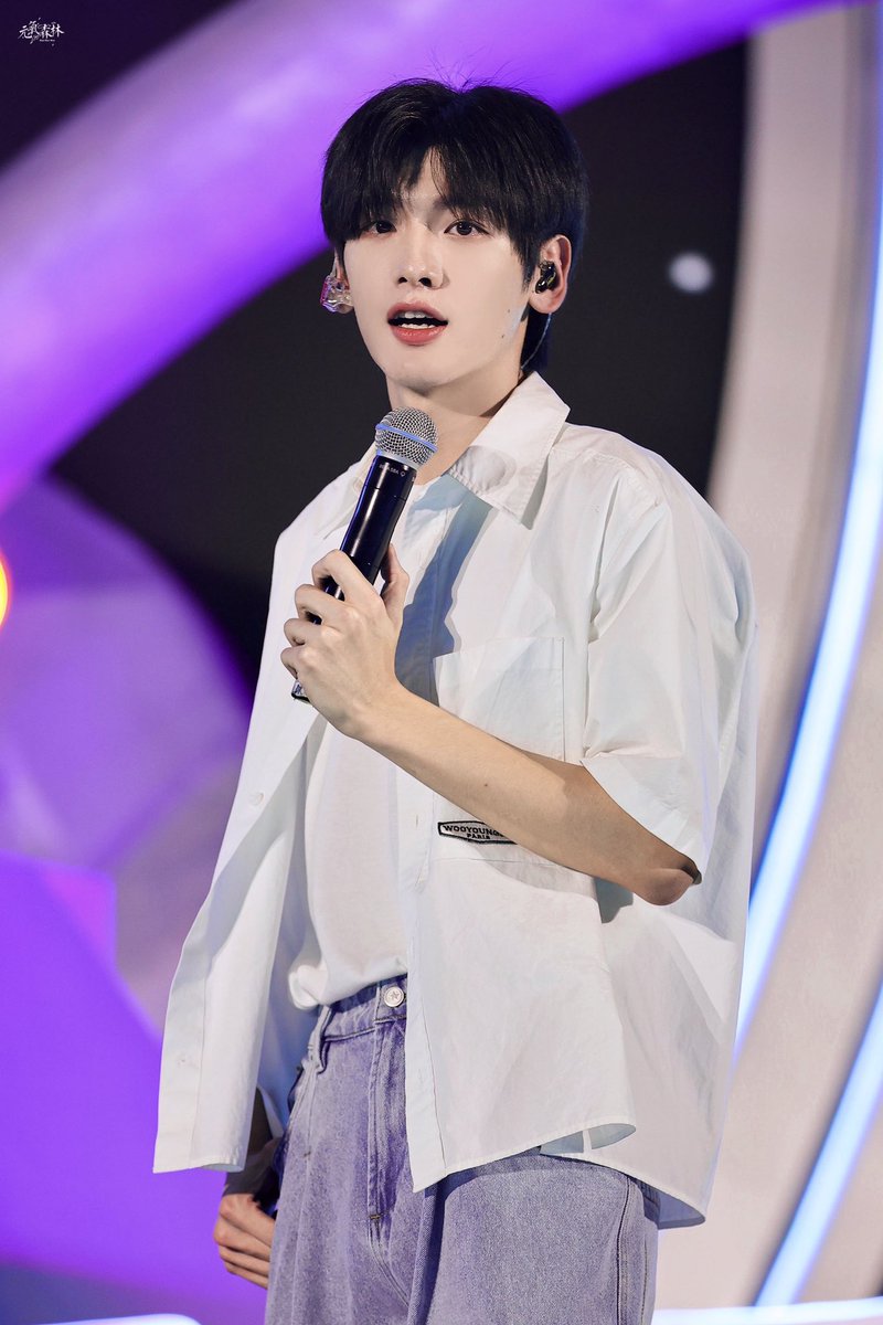 엘브 tweet media