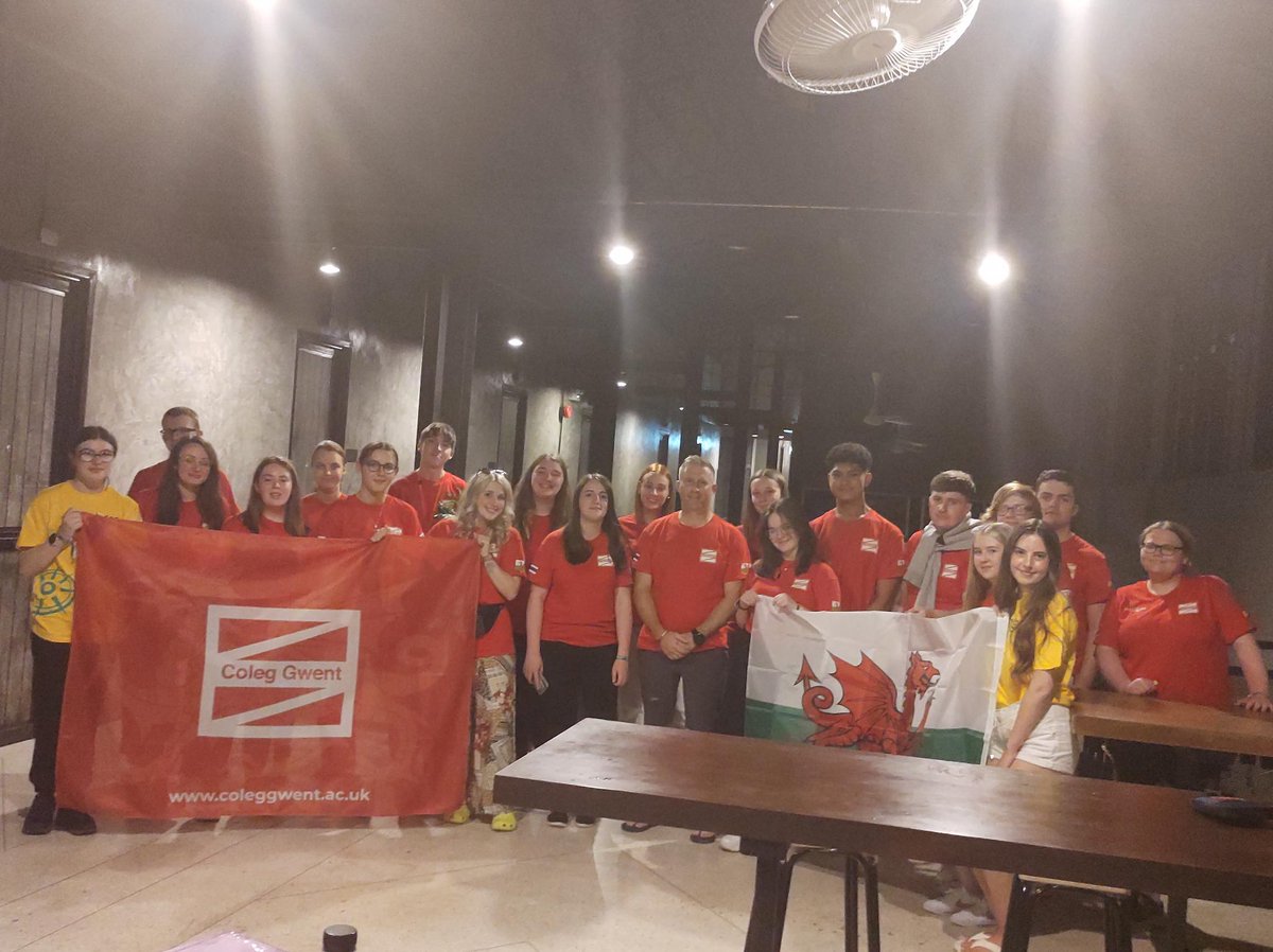 leanne price tweet media