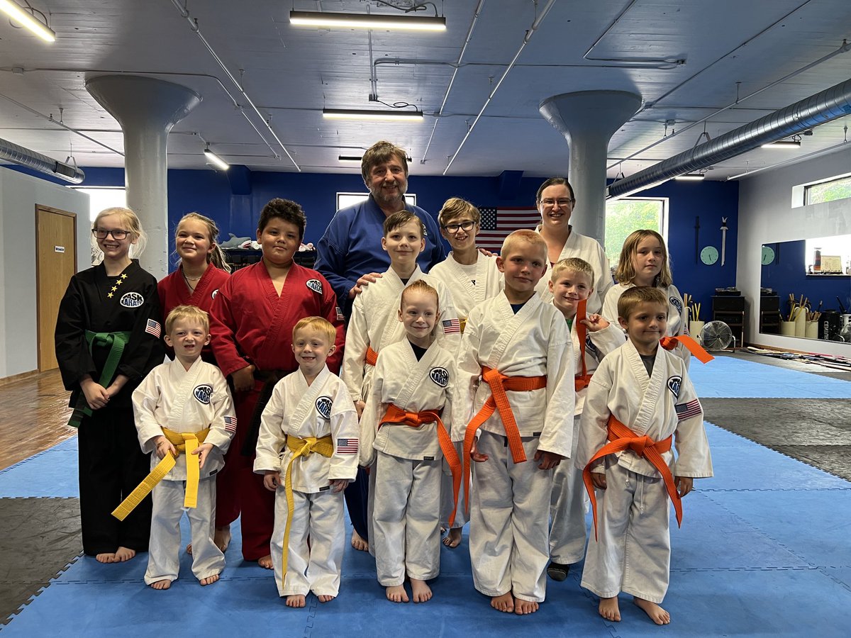 KarateTask's tweet image. Another successful evening at Task Karate! Kudos testers and thank you helpers!