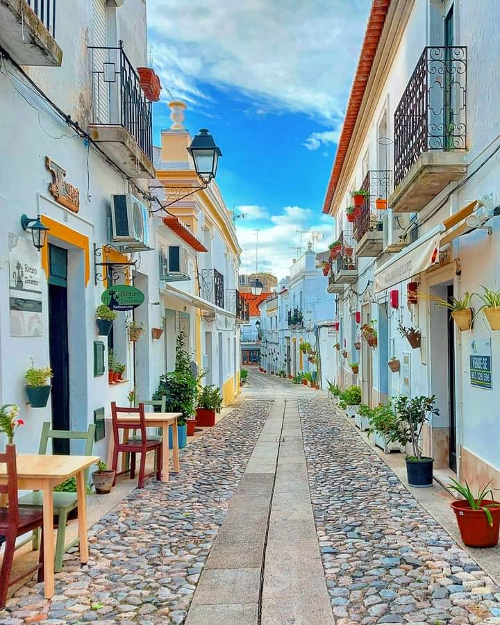 honky_tonk's tweet image. Human&apos;s consciousnesses are creating the space.

人の意識が空間を創造しています。
#consciousness #意識 #externalization #外化
RP @rlourenco20141