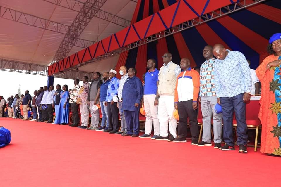 DAP_Kenya's tweet photo. Kakamega orio muno. We shall walk together and deliver victory to @RailaOdinga.
#AzimioInKakamega https://t.co/Gu5nKjSuBK