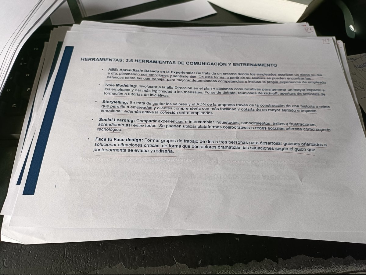MAMarhuenda's tweet photo. Esta semana por fin he conseguido mi Certificación Profesional en Experiencia de Cliente, tras meses de preparación, reto personal conseguido #tickinthebox...#CX en vena!!! @Asociacion_DEC https://t.co/TxGpyE4Ttw