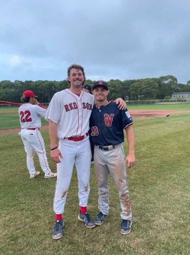 College teammates Luke Franzoni and Jack Housinger dueled in unlikely fashion.

See who came out on top as our Brian Butler covers the <a href="/XavierBASE/">Xavier Baseball</a> duo.

✍️: bit.ly/3IFWrKx