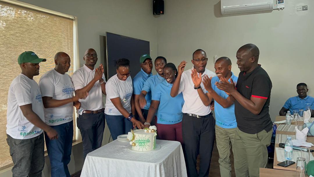 sprinktech's tweet photo. Happy 5th year of sprinktech!

5 years ago, we started sprinktech with a mission to help people in Uganda live better lives.

#SprinktechAt5 https://t.co/nZEi9ATouz