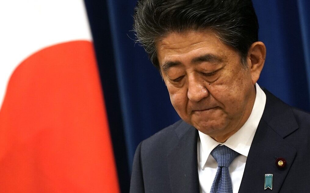 KagutaMuseveni's tweet photo. I, with profound sadness, learnt of the death of H.E Shinzo Abe, the former Prime Minister of Japan. The late Shinzo Abe will be remembered as an outstanding leader of Japan and unwavering ally of Uganda who served his country selflessly with dedication and distinction. https://t.co/lxNbjR5iaP