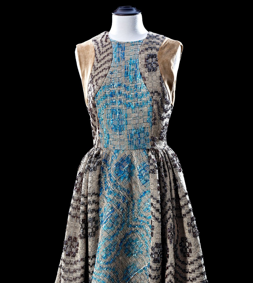 PfisterHotel's tweet photo. In honor of National #FashionDay, we feature a legacy piece from our fourth Artist in Residence, Timothy Westbrook A fiber artist from New York, Westbrook repurposed manmade materials into fashion while pulling inspiration from our hotel and the Victorian Decorative Arts period. https://t.co/JoERvabQu0