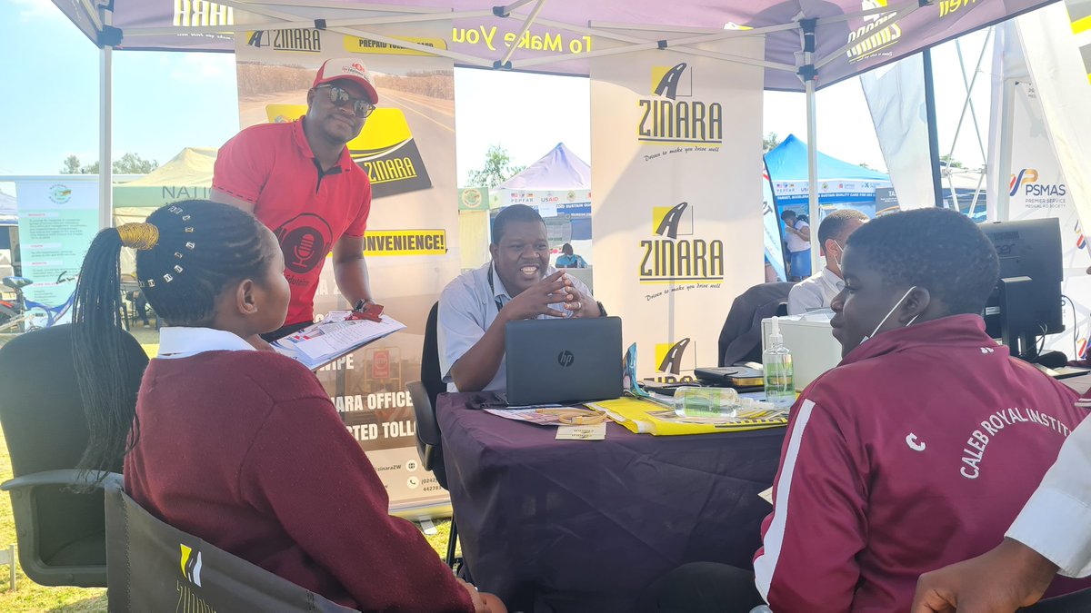 LloydMungoni's tweet photo. Day 2 08/07/22
The Edutainer OnSet🎙
Beitbridge Business Expo
Dulivhadzimu Stadium
#Beitbridge24/7 https://t.co/3NhqQRMTpC