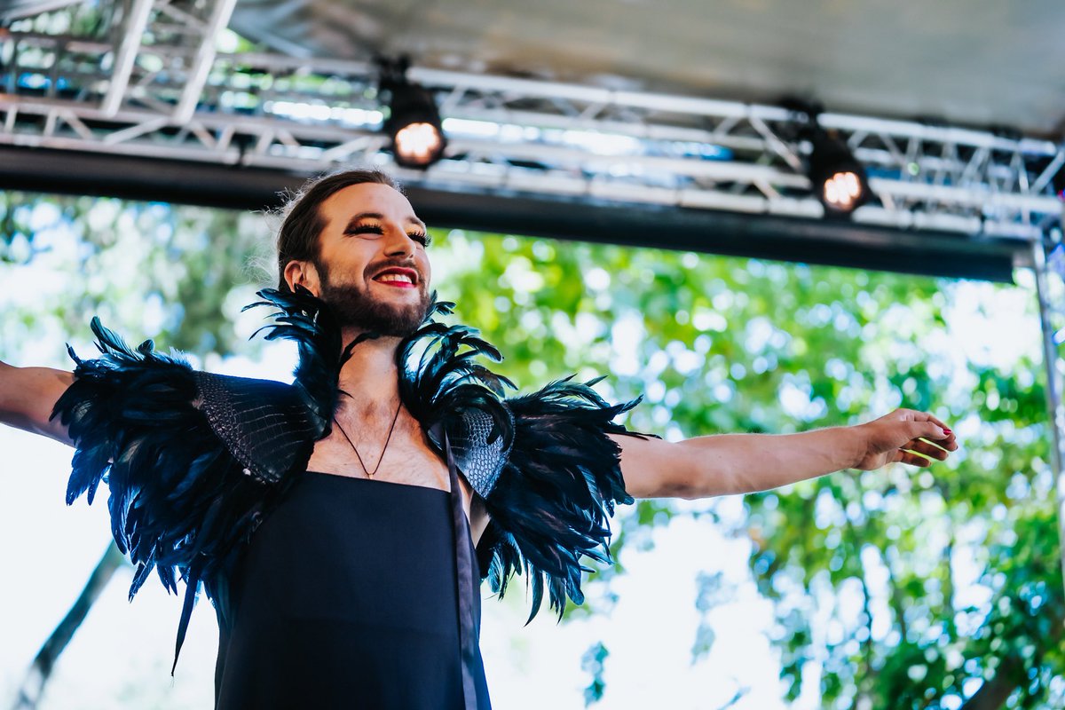 🎉 #Avignon #3 🎉
Suite du voyage théâtral au <a href="/TheatredesDoms/">ThéâtredesDoms</a>🤩
🔹 « La Méthode du Dr Spongiak » par Moquette Production
🔹 « Lilith(s) » par <a href="/LylybethMerle/">Lylybeth MERLE</a>
<a href="/PDELCOMMINETTE/">PascaleDELCOMMINETTE</a> <a href="/WBTheatreDanse/">WBTD</a>
📷 J. Van Belle - WBI
👉 wbi.be/fr/news/news-i… 
#culture #théâtre #FWB