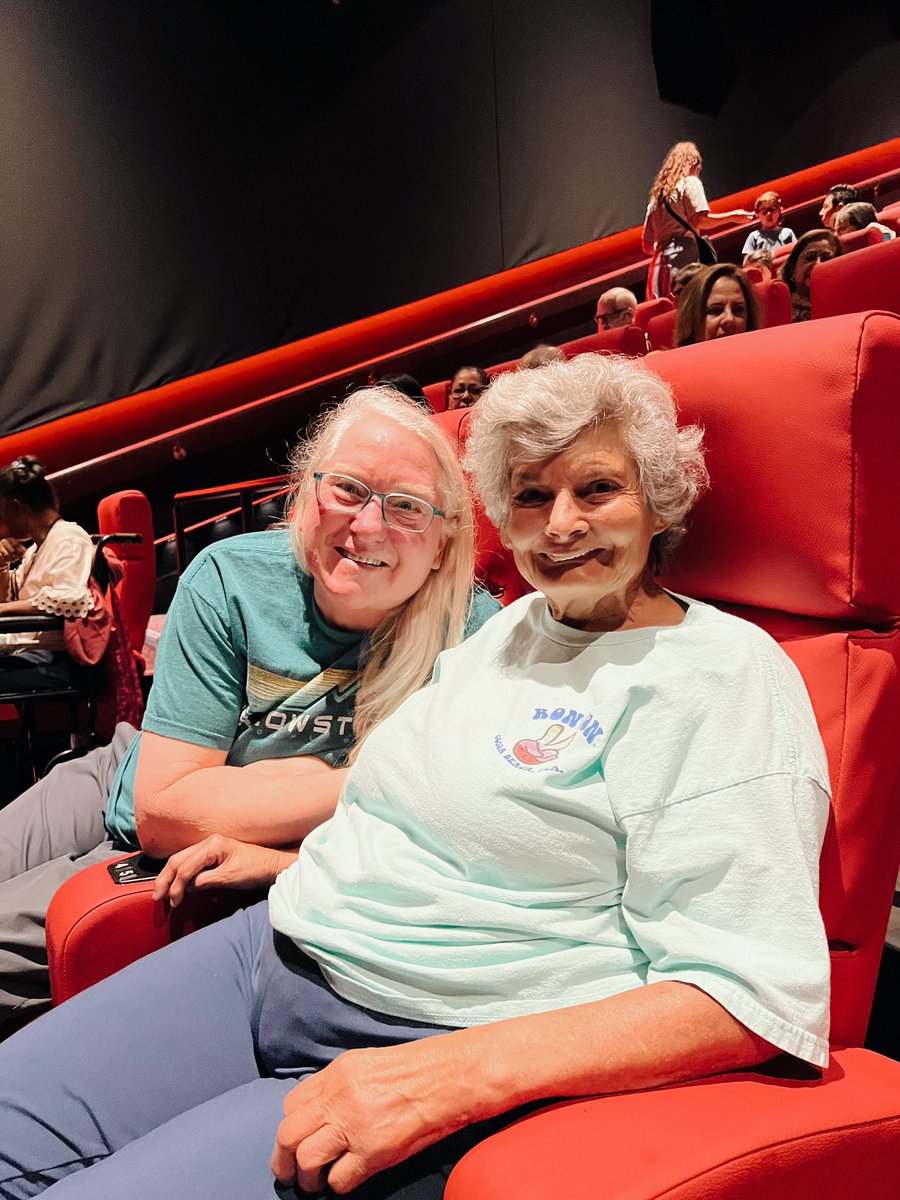 WOWCenterMiami tweet media