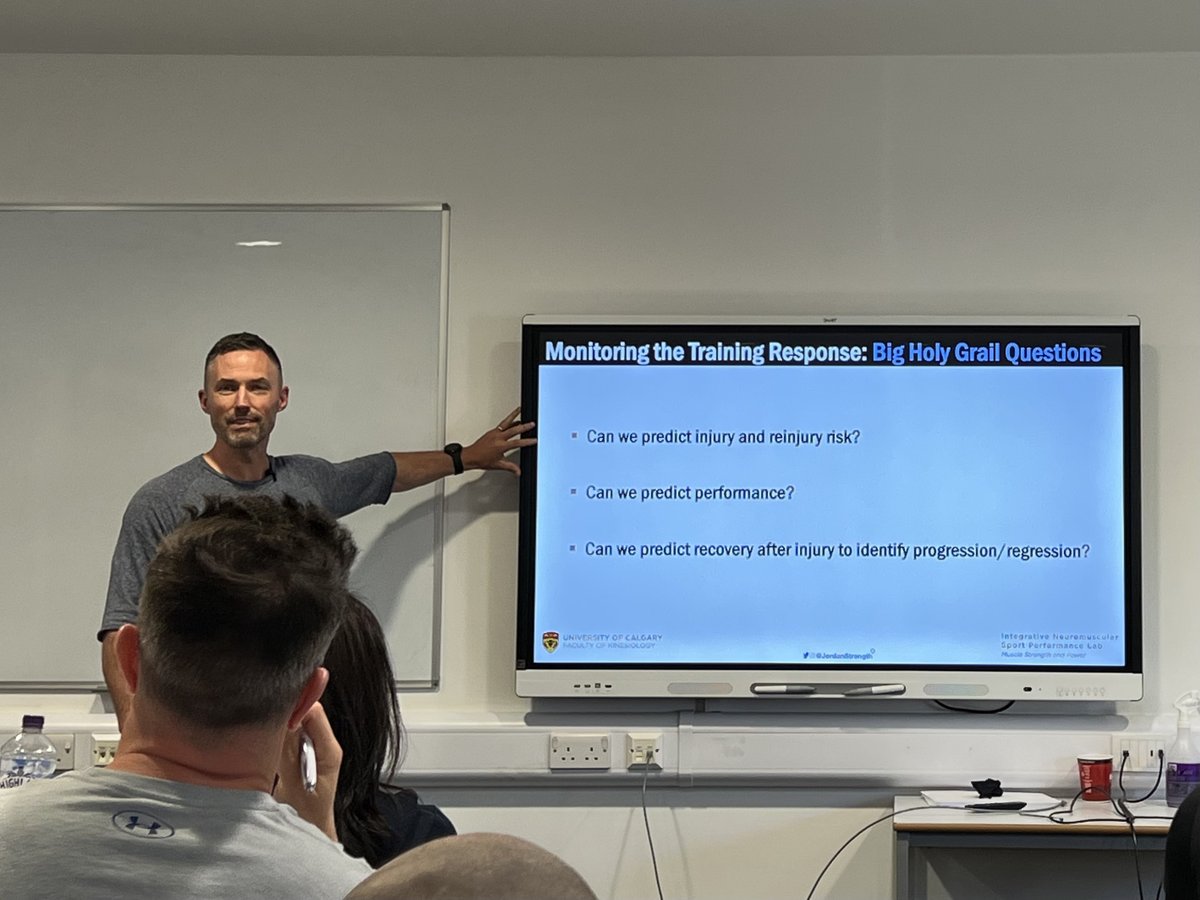 MikeYoung's tweet photo. Holy grail and key questions when monitoring the training response from the always brilliant @jordanstrength at the @ltadnetwork annual conference #periodization #monitoring #strengthandconditioning https://t.co/v1zLCizXVD