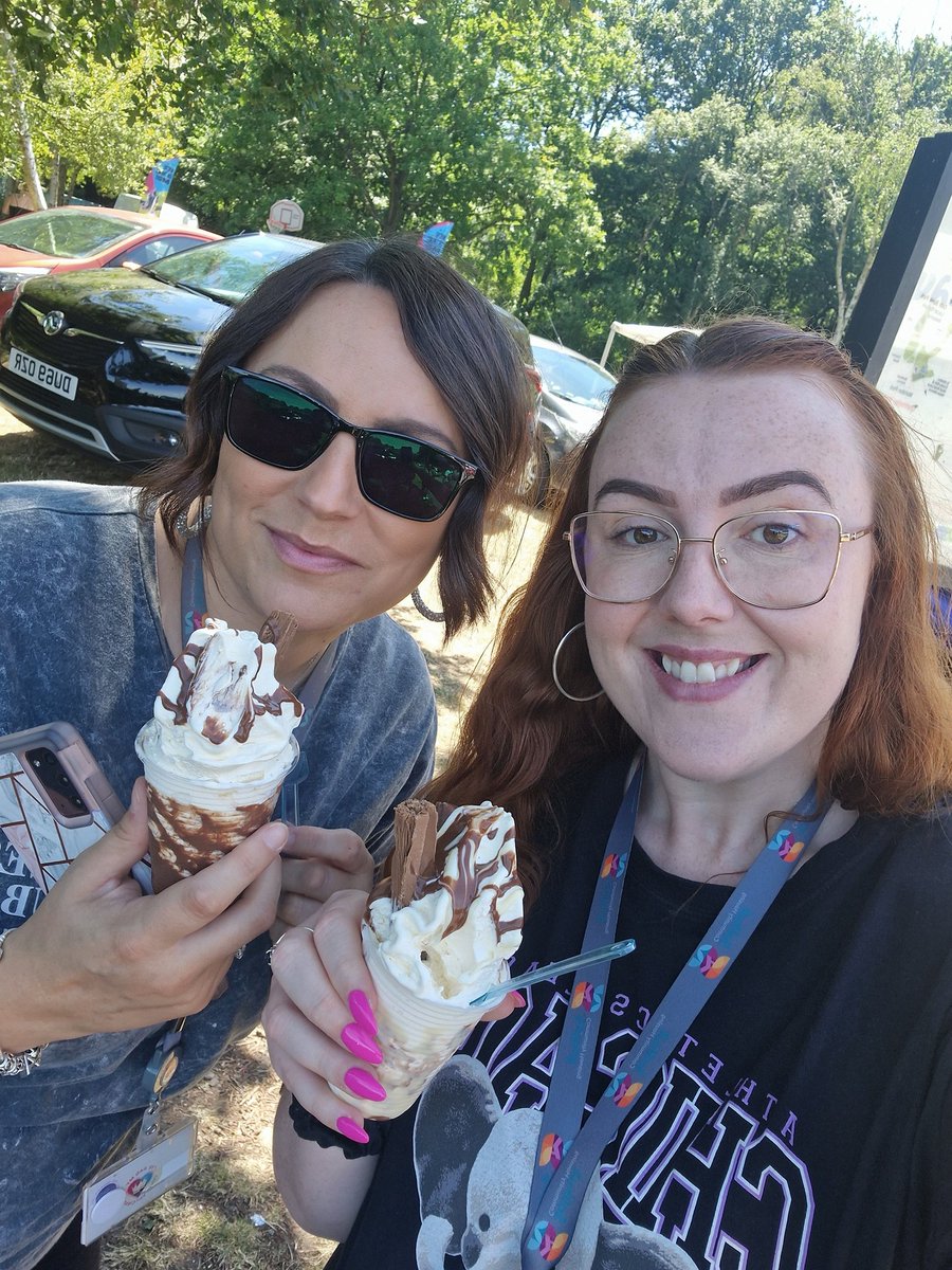 Today we went to the <a href="/yobsolihull/">@YOSolihull</a> commonwealth sports taster event and we had the best time! Loads of different sports for everyone to try and an ice cream van 😉