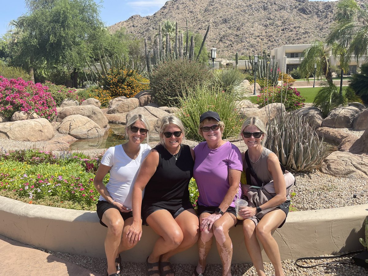 Linda Poole tweet media