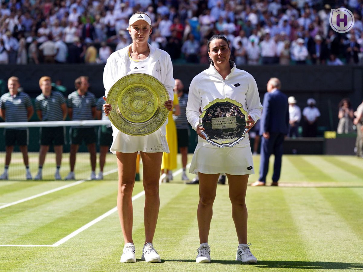 sabatinigabyok's tweet photo. What a great final from these two champions  #Rybakina , @Ons_Jabeur , congrats! #Wimbledon  👏 https://t.co/iMwSlKhZ2Z
