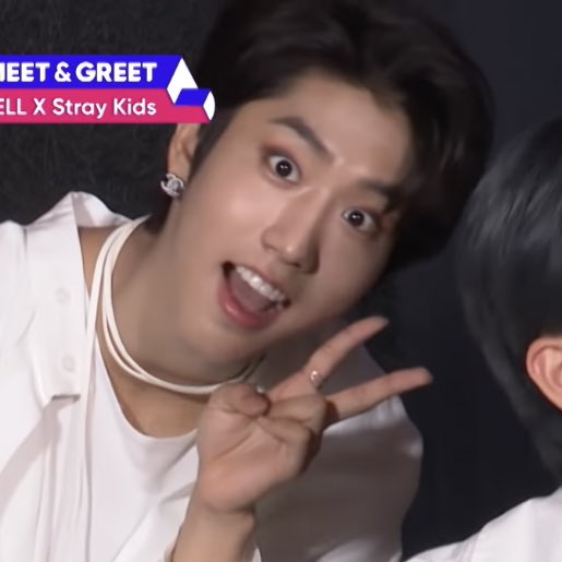 skzsmiley's tweet photo. #한 https://t.co/a0MqxpIw5v