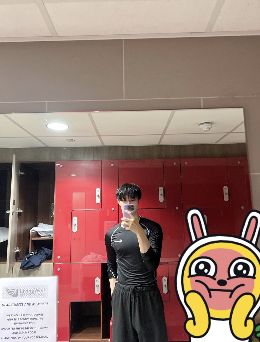 ㅁㅊ 저 얼굴로 어떻게 이런 몸이