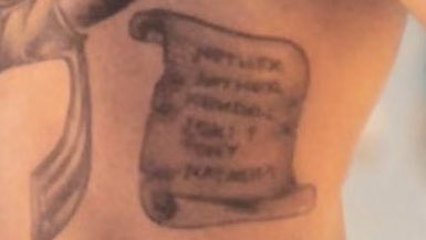 doraemaynat's tweet photo. thor odinson including natasha romanoff on his tattoos, yeah we deserves to see more of their friendship. #ThorLoveAndThunder https://t.co/7ZHt2SjRIu