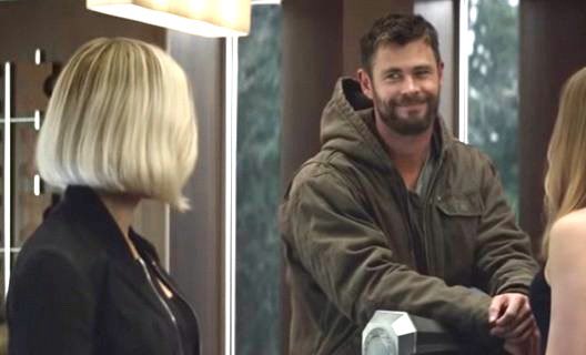 thor odinson including natasha romanoff on his tattoos, yeah we deserves to see more of their friendship. #ThorLoveAndThunder