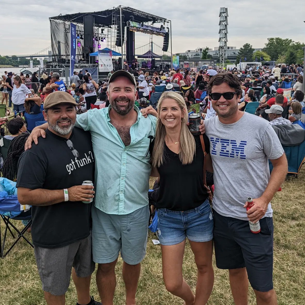 AyZiggy2012's tweet photo. Had a great time at @george_clinton concert last night with a good crew. #gotfunk? https://t.co/Bo3fdW40aQ