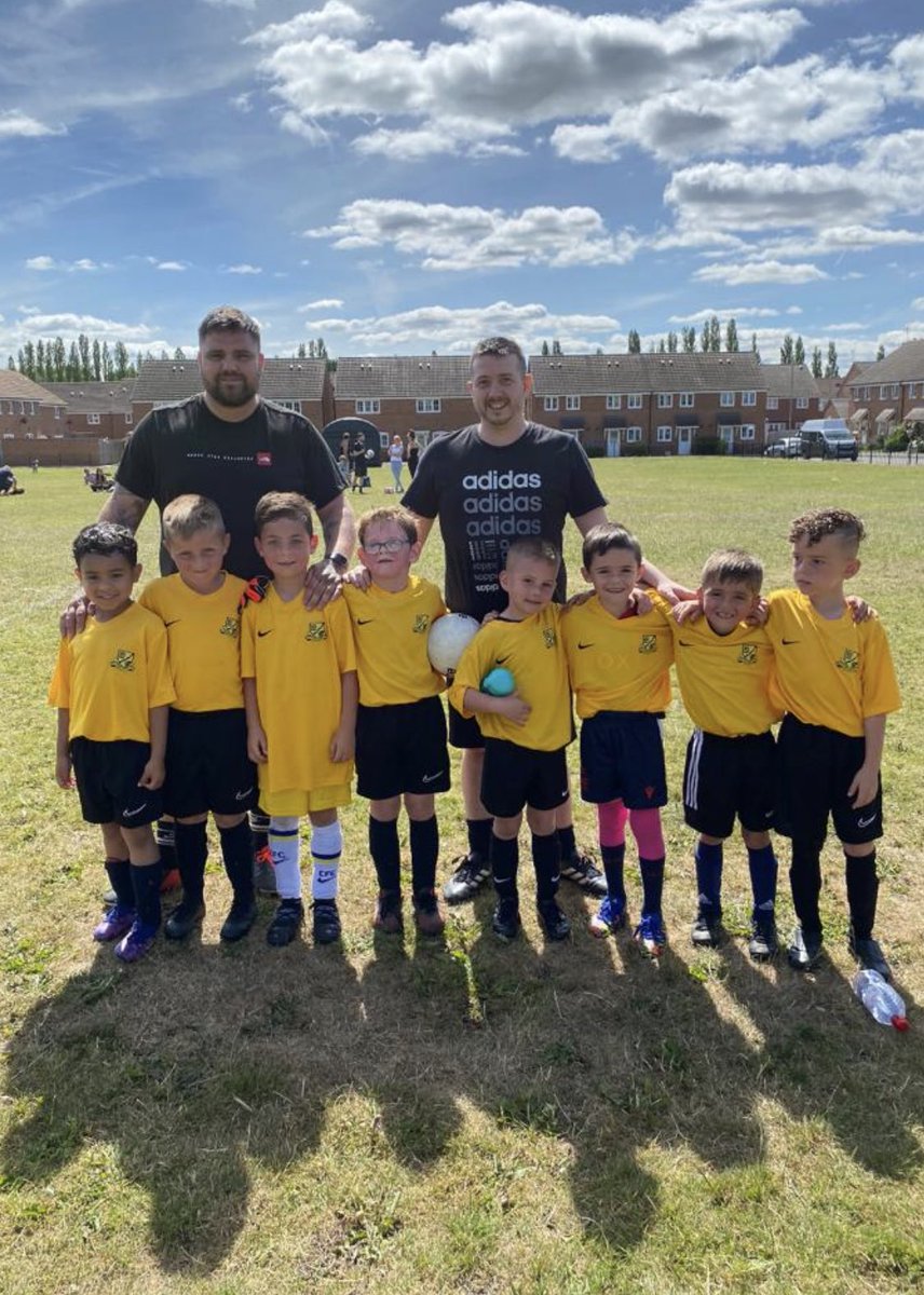 BUCFCU7's tweet photo. Our first game today as a team we headed up to Kenbrook Road to face Hucknall Reds. The lads played their absolute socks off with same fantastic football, great goals and some brilliant tackles.We are very proud of all the players today. @Rich_Wynne91 @Nathanb00030348 https://t.co/NGCcP48yxp