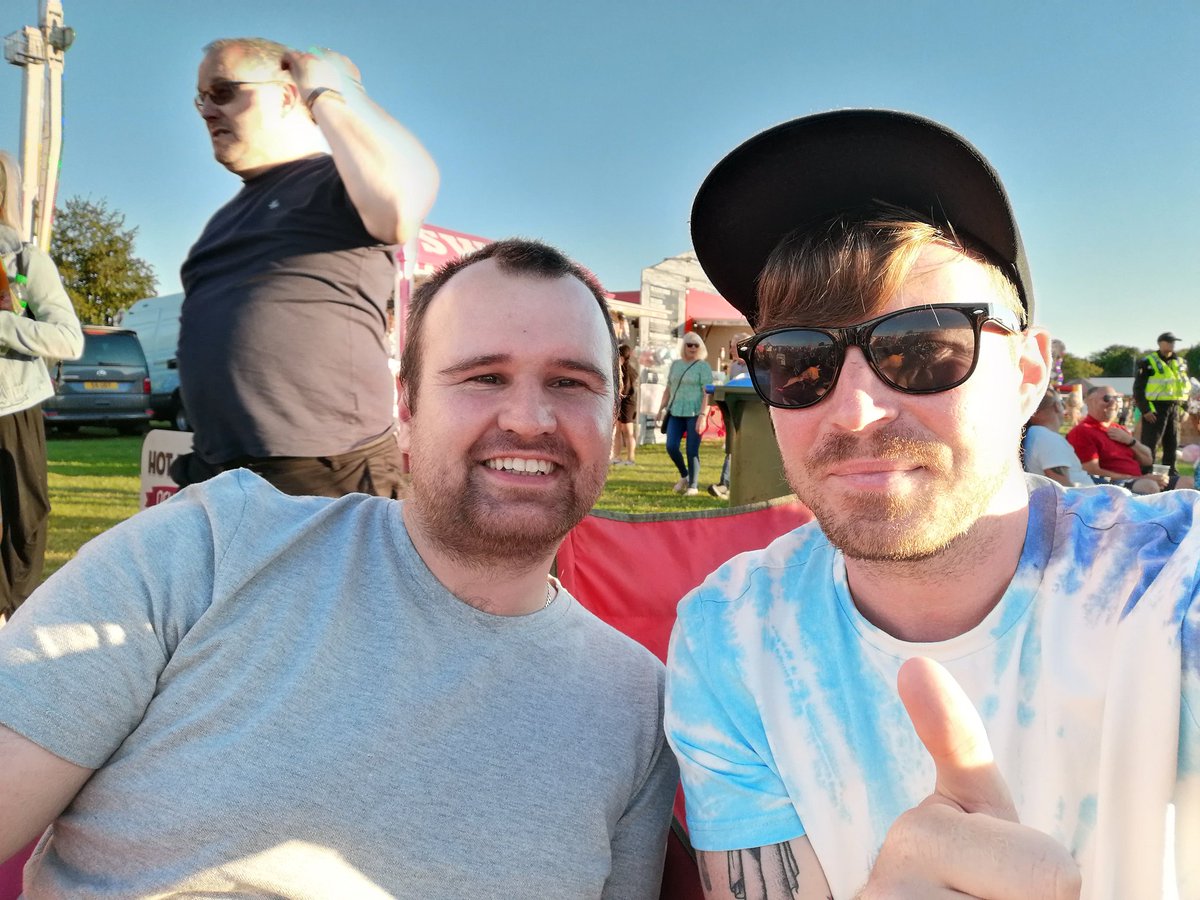 chrisjjames_'s tweet photo. Neath Fest '22 🌞 #neathneathneath https://t.co/Wx0rH1zA0o