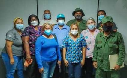 AlvarezDaniel58's tweet photo. Este viernes 08 Jul. En el marco del Plan un Buen Gobierno, la Dirección del PSUV municipal, efectuó reunión en el IVSS del Municipio Lagunillas, para  organizar la conformación de las BRICOMILES del sector salud, para preservar y mejorar nuestros ambulatorios. @JacquelinePSUV https://t.co/dKUdWwbHBy