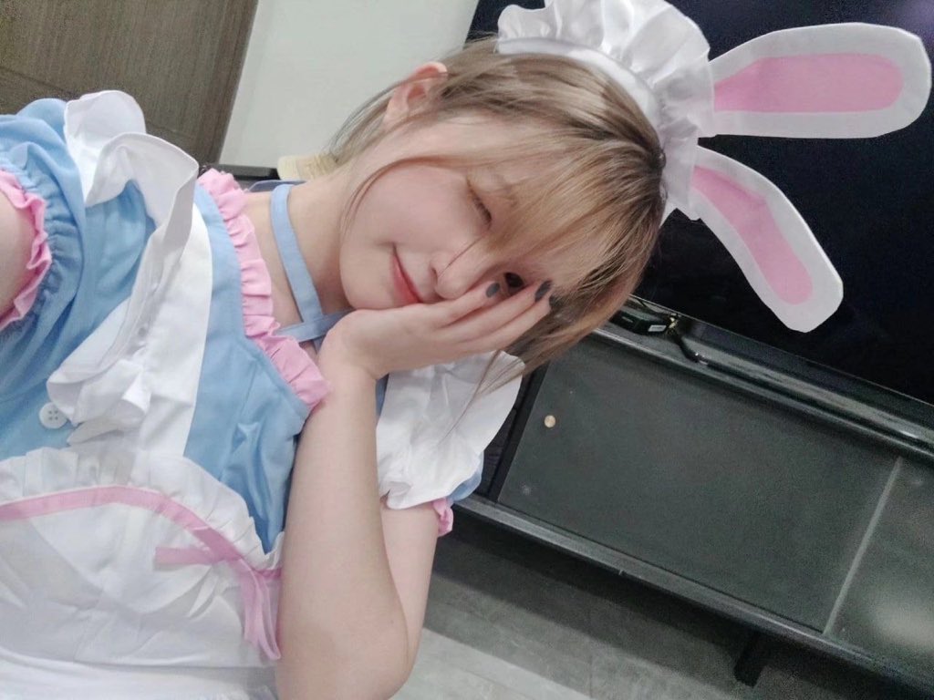 Cheneyxin's tweet photo. 关注推主，每天更新各类反差婊，各种职业女性，你意想不到得一面

此女已验证👌，需联系方式私信推主获取 https://t.co/2OsHqCon4G