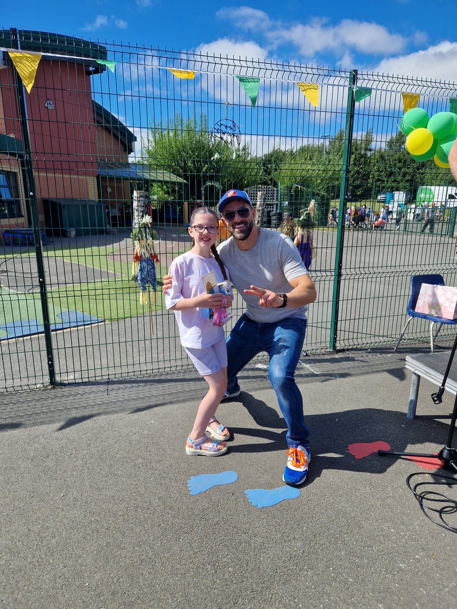 Kayleig12944344's tweet photo. @malvernprimary @DjLeeButler  #Malfest 2022 https://t.co/SnJZZ00rEF