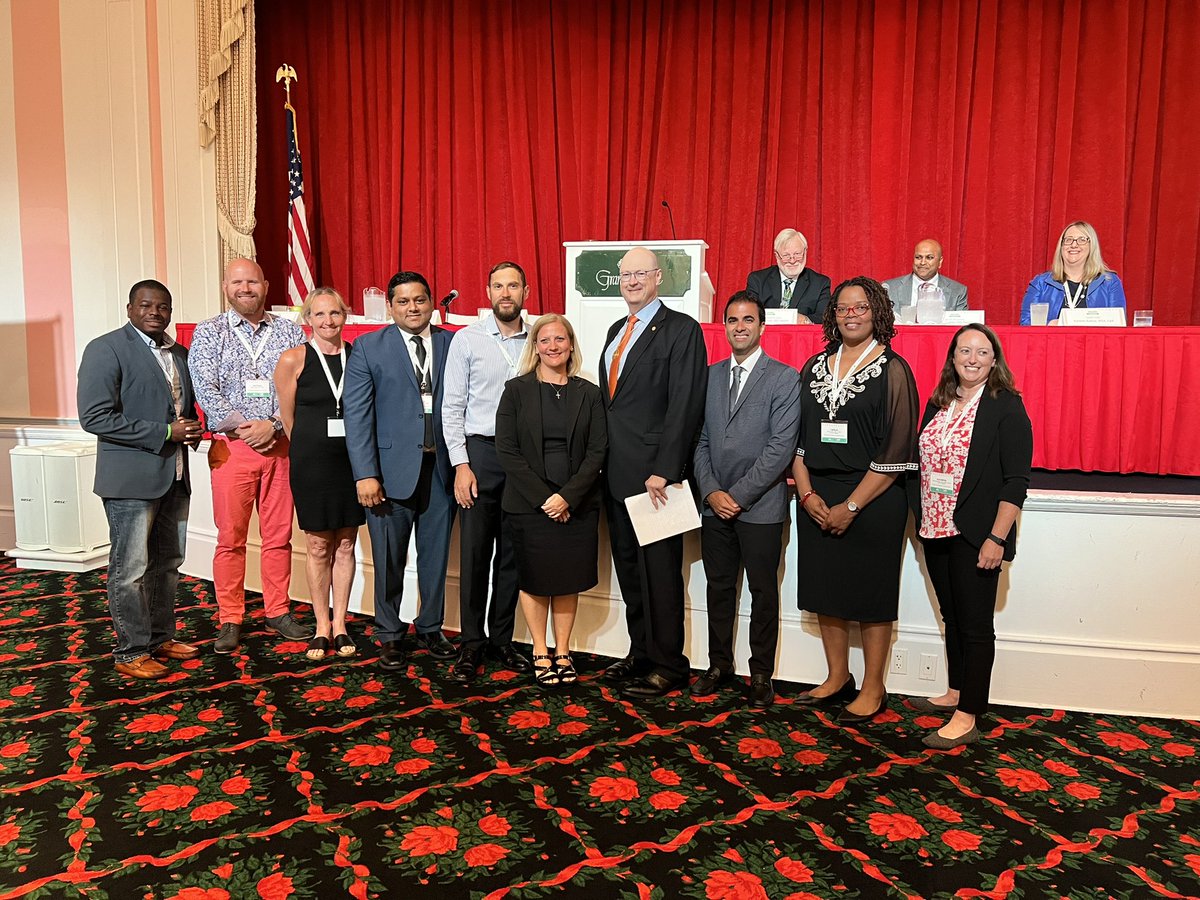 MIFamilyDocs's tweet photo. Congratulations to Michigan’s newest @aafp Fellows conferred today by AAFP President Dr. Sterling Ransone! #MiFMCE #FAAFP
Dr. Kathryn Harmes
Dr. Carla Hunter
Dr. Brandon Karmo
Dr. Rachel Klamo
Dr. Arturas Klugas
Dr. Rojy Philip
Dr. Rachel Saab
Dr. Nathan Sailor
Dr. Ralph Williams https://t.co/Nu4zmT4poB