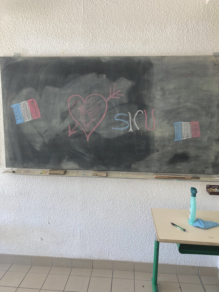 EngaJeune's tweet photo. Fin de formation fresque du climat pour l’équipe d’@EngaJeune au près des jeunes du @snujemengage Isère de Méaudre.
Merci pour l’accueil et la confiance ! 🙏 https://t.co/OWGgbOLhtK