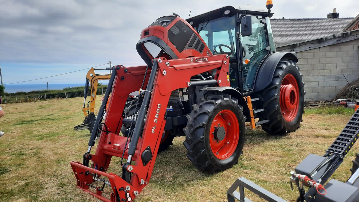 Our North Yorkshire ArmaTrac dealer exhibiting at the Roxby Heritage Show today <a href="/armatrac2018/">armatrac UK</a> <a href="/ArmaTrac/">ArmaTrac</a>