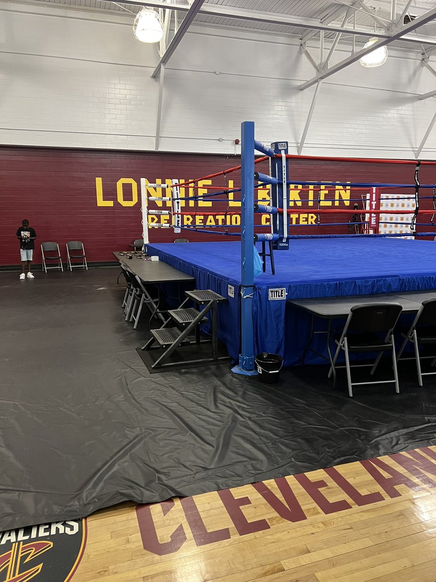 When 2 of my favorite things connect #publicworks #boxing #recreation