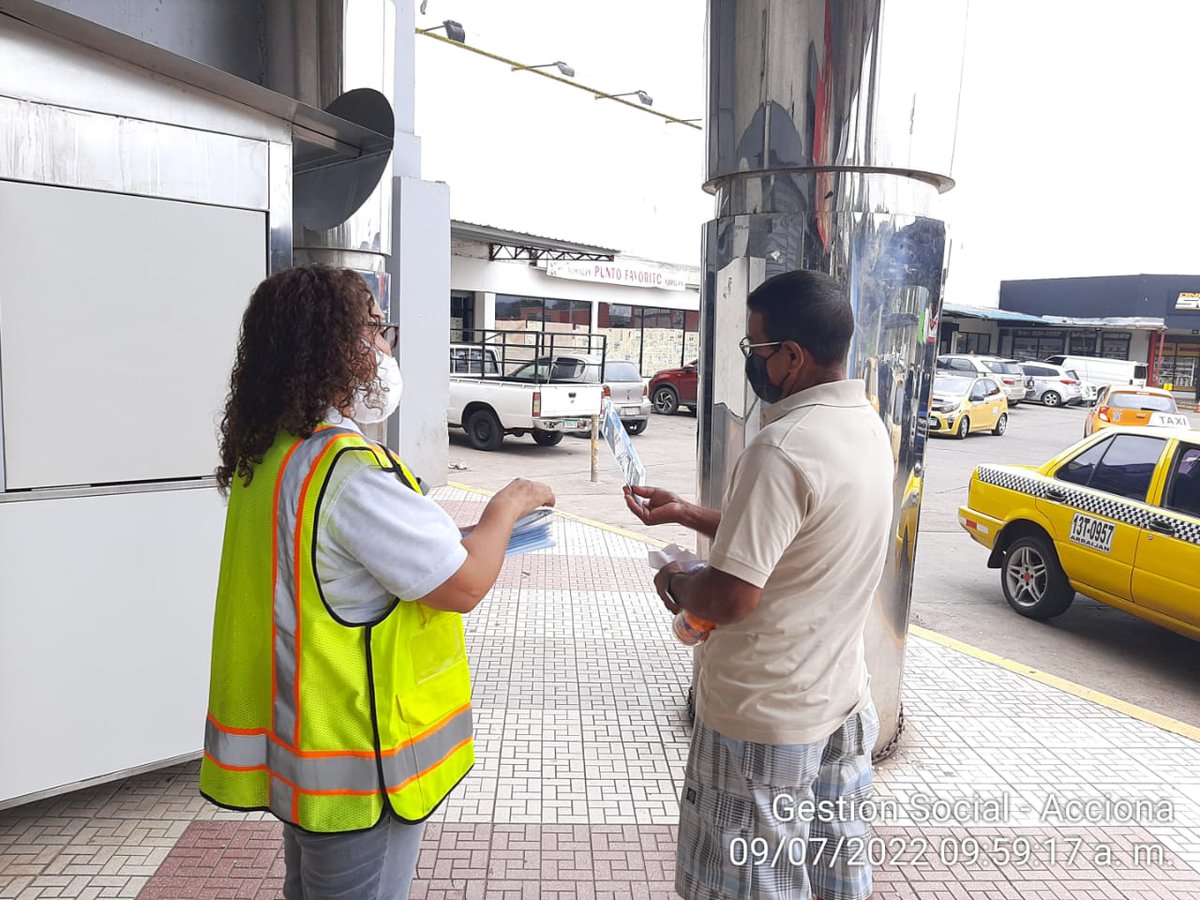 IDAANinforma's tweet photo. #PanamáOeste: El IDAAN a través de la empresa contratista Consorcio ACCIONA Panamá Oeste, informa a la comunidad en general que mantenemos varios equipos en campo divulgando los beneficios del proyecto de construcción de la nueva planta potabilizadora de Arraiján. https://t.co/2wuFkTl7VU