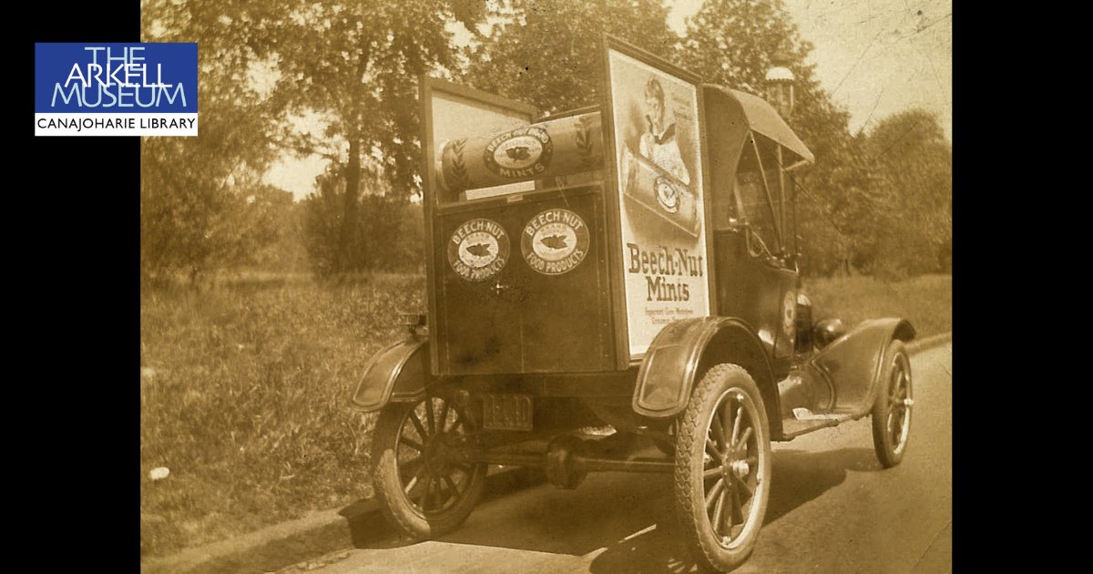 ArkellMuseum's tweet photo. Advertising roll out! Who knew even in 1924 advertising on vehicles was a "thing"?
#BeechNut certainly dressed up this #ModelTFord to help spread the word of their products! https://t.co/ReOH8vX4ag