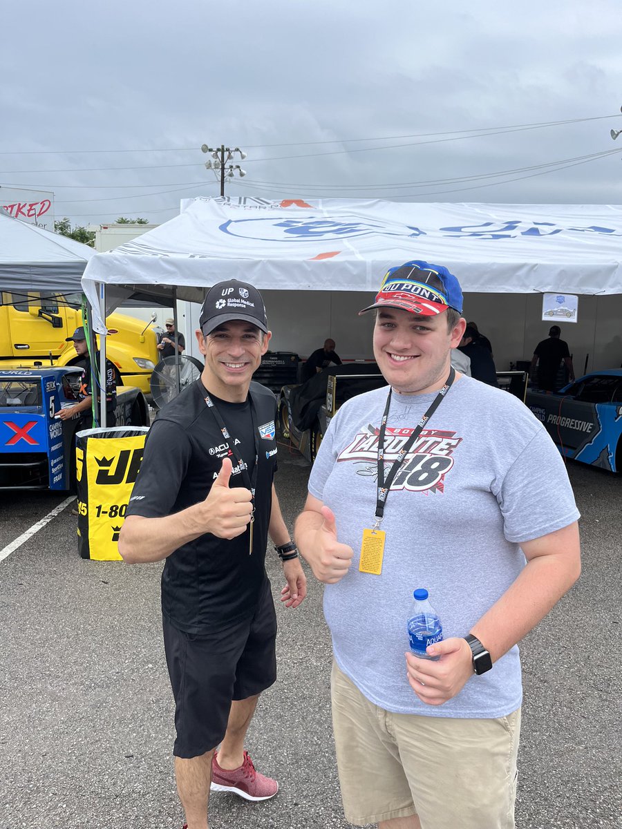 indiegrndscafe's tweet photo. Our barista Drew is back at the @SRXracing track in Nashville with his car ready to go! He’s already giving @Bobby_Labonte and @h3lio some tips for the race! Go Drew! @HawkSMI @dougbarnette #independentgrounds #inclusionmatters #godrew #AutismAcceptance #baristalife https://t.co/3cyBqa7JbK