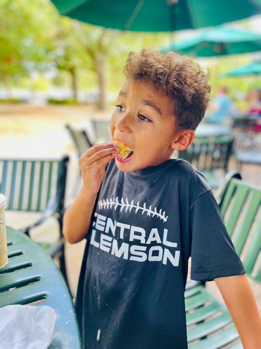 JannaMagette's tweet photo. Mom tested. Kid approved. #beingbutler πΆπ½πβοΈ https://t.co/A61ECCs30c