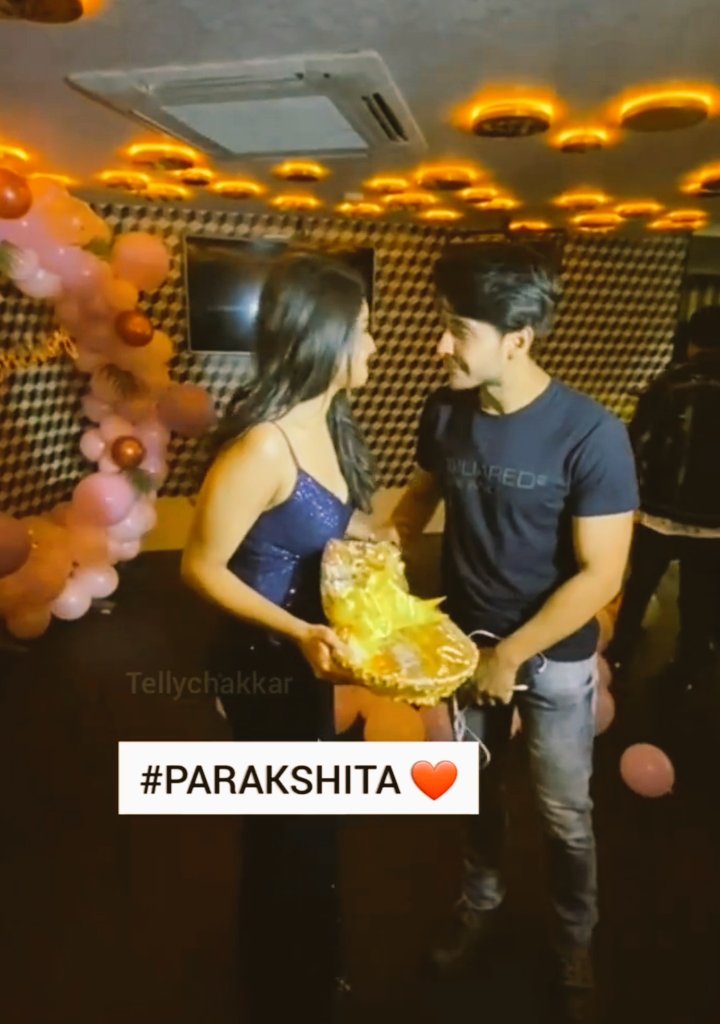 platonicxpyaar's tweet photo. Some things not gonna change ❤🧿
Each others favourite person ❤🧿
#ParAkshita #ParamSingh #AkshitaMudgal #OkBaby https://t.co/4SSAD9V4FQ