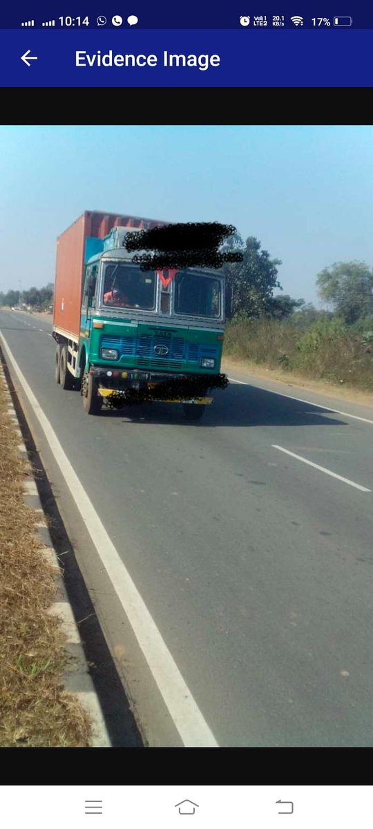 HarmanpreetDoad's tweet photo. This truck was charged for breaking signal..Look at the picture; where is the signal..And what is the speed of the truck.This is the best example of misusing the LAW..the traffic police there was waiting for the driver to come and give a picture.. total harrasment @MTPHereToHelp https://t.co/a7srPtzrrG