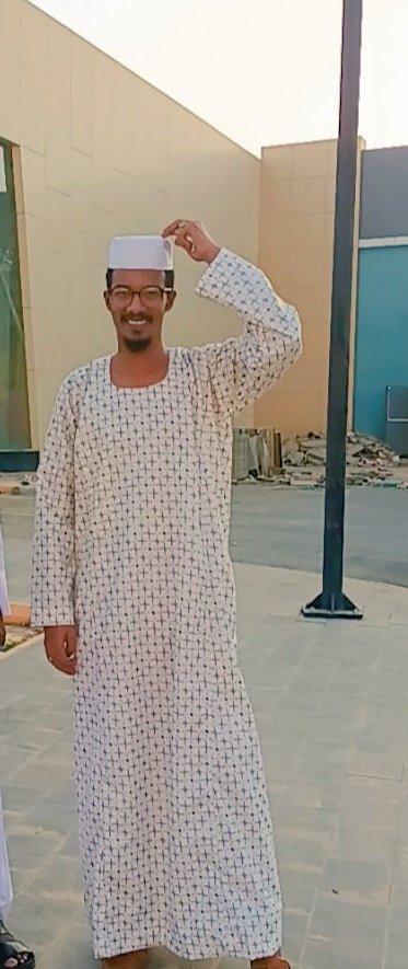 arabiahmed894's tweet photo. كل سنه وانتو طيييبين https://t.co/oArMlrytz5