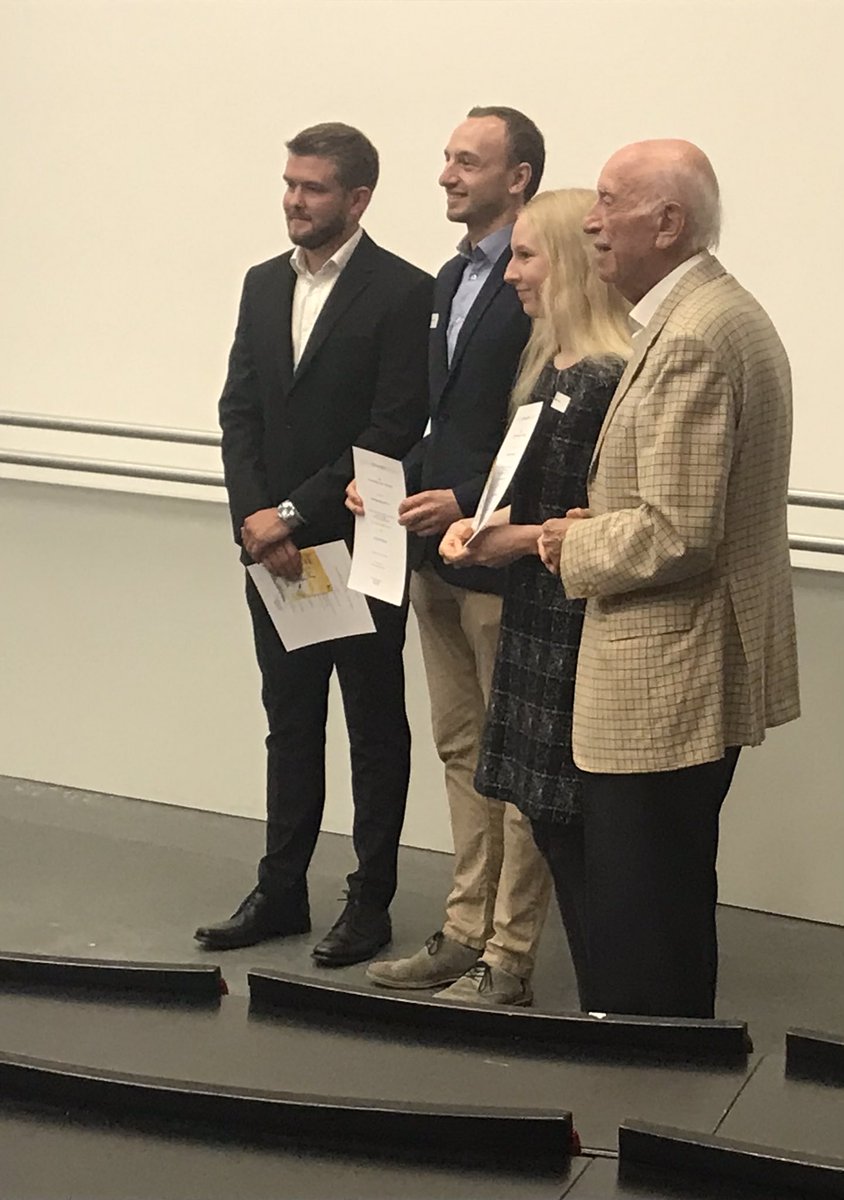 Absolventenfeier unserer Studenten der Navigation und umweltrobotik! Gratulation! Auch zu den Preisen!