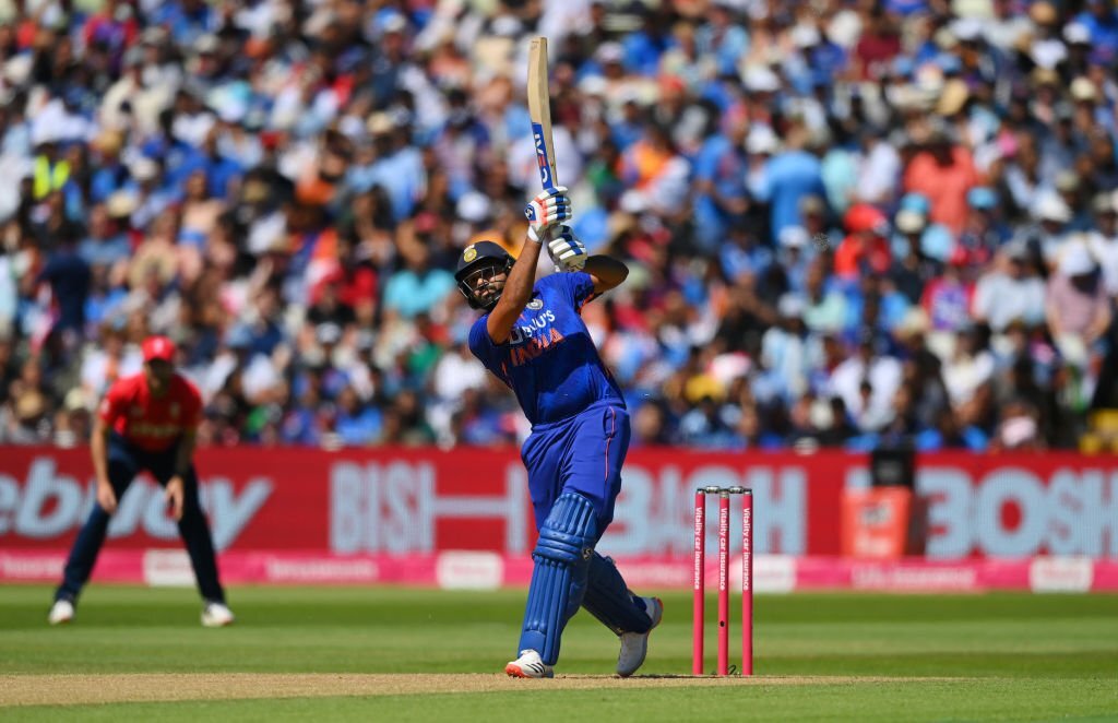 ShubzRohitFan's tweet photo. Few Cool Pictures of @ImRo45 from Today's match 💙

Good Night Folks ✨ https://t.co/Nb3ssxJNUl