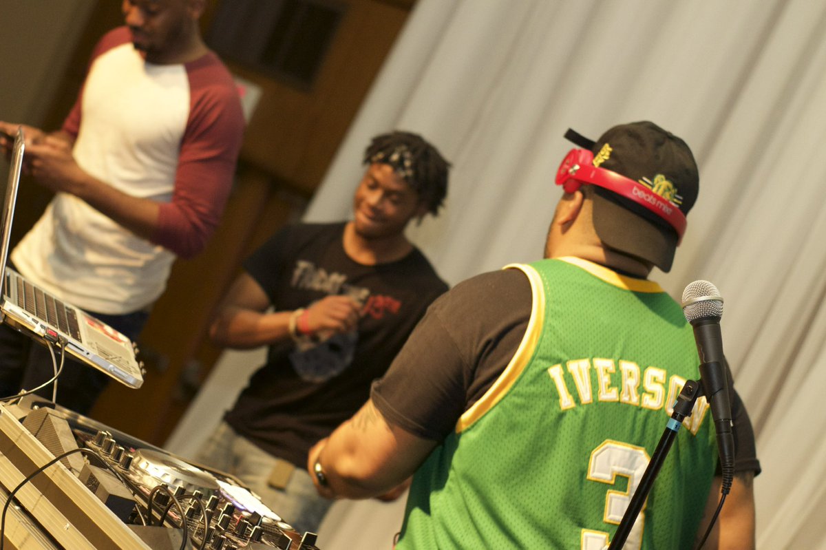 DjMrGeekD's tweet photo. Happy Birthday to my brother @YesItsReggie
Love you bro, enjoy ya day 😈🤞🏽
#GxngOverEverything #NeverChillin https://t.co/naoaSghldy